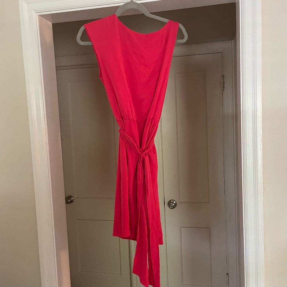 Theory Brienna Tie-Waist Silk Dress in Red / Pink Size 4